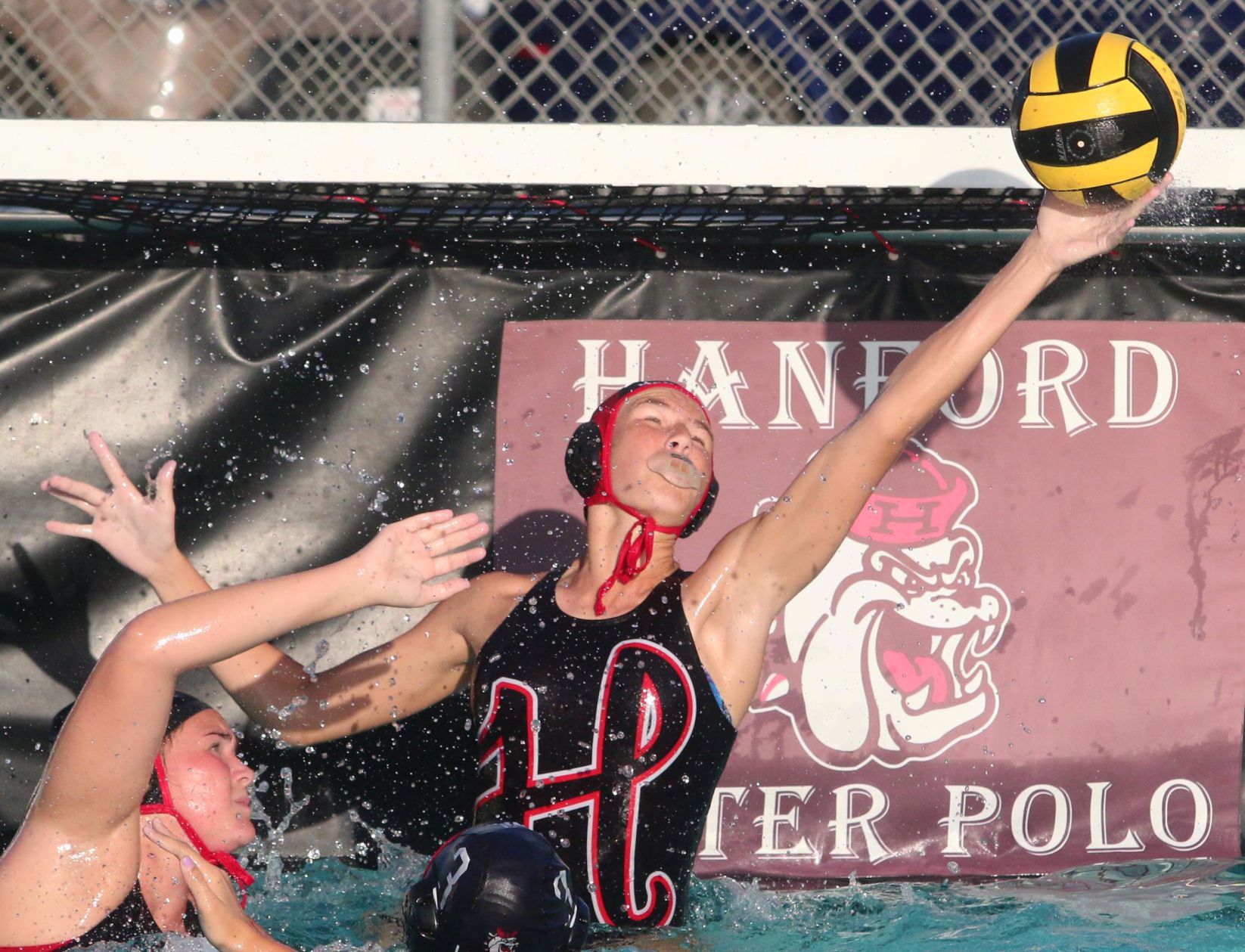 Huskies’ defense clamps down in win against Bullpups